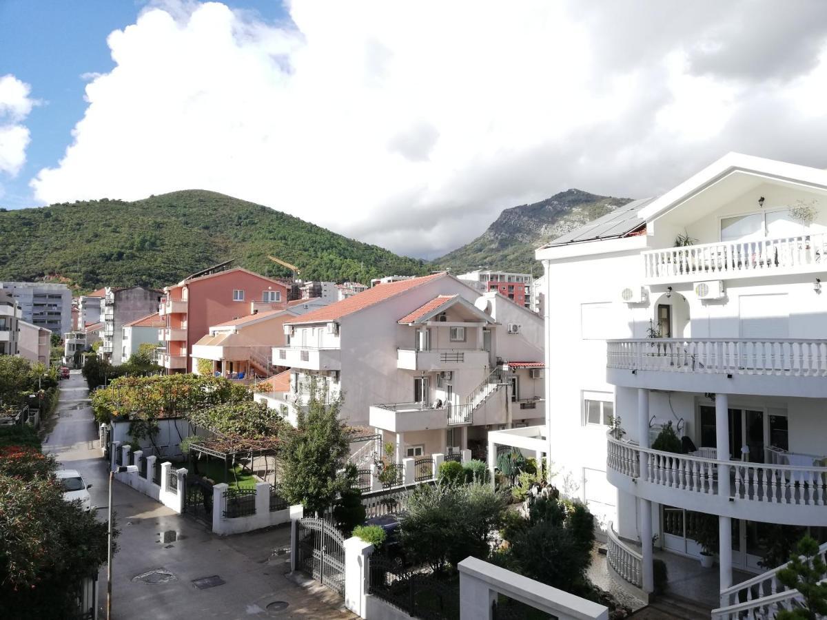 Apartment Azalea Of Budva Ngoại thất bức ảnh