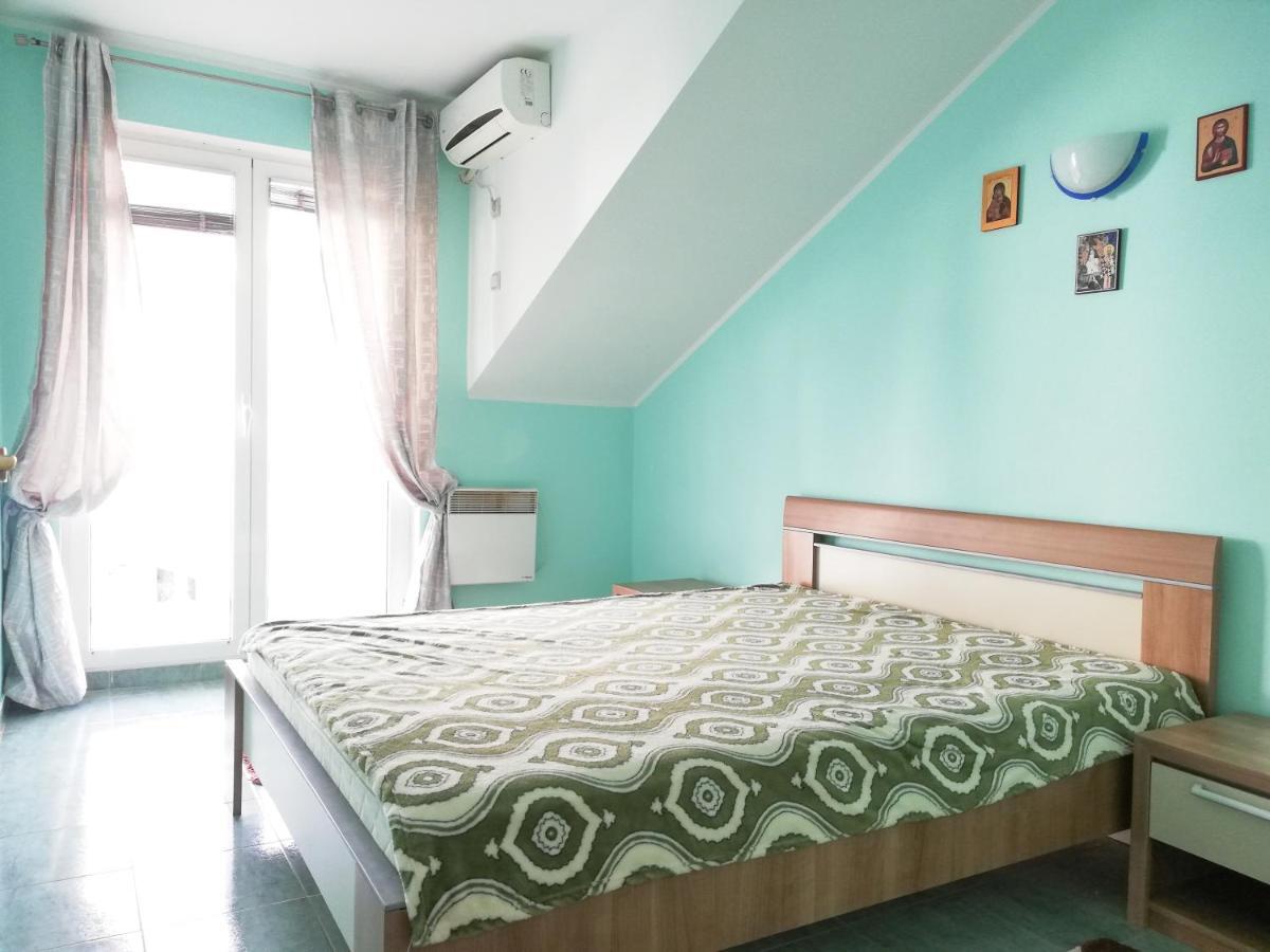 Apartment Azalea Of Budva Ngoại thất bức ảnh