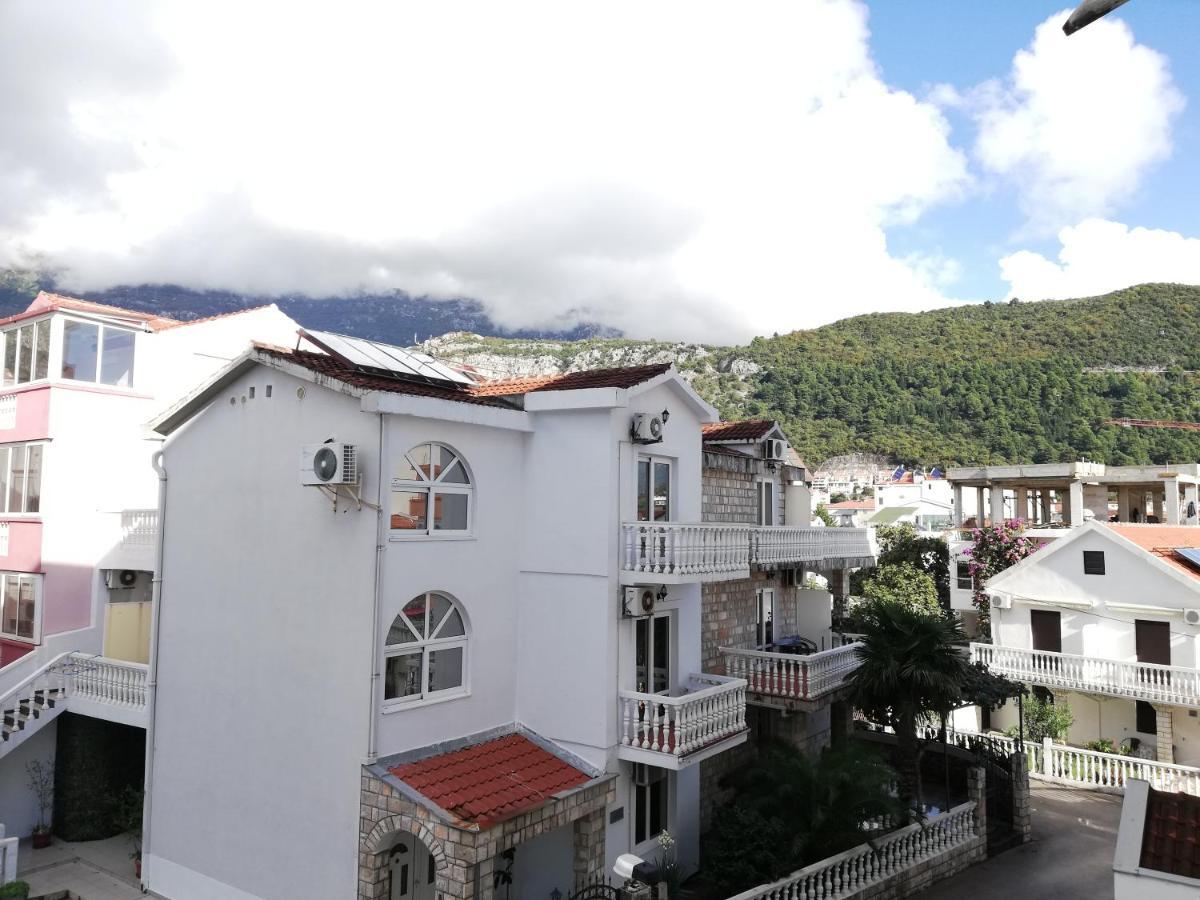 Apartment Azalea Of Budva Ngoại thất bức ảnh